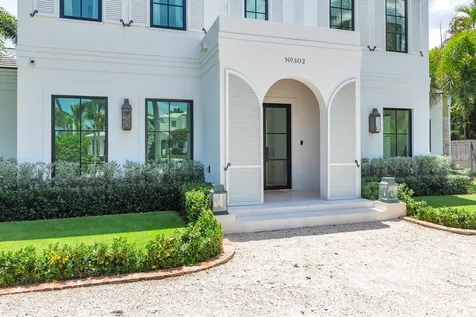 302 E Lakewood Road West Palm Beach FL 33405