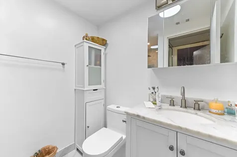 317 Saxony G Delray Beach FL 33446