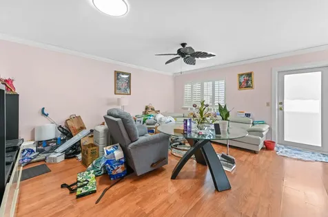 317 Saxony G Delray Beach FL 33446