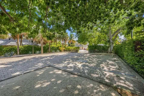 315 9th Street Street West Palm Beach FL 33401