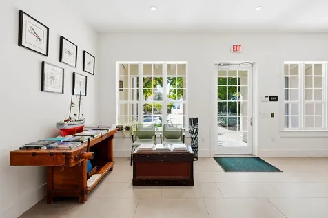 315 9th Street Street West Palm Beach FL 33401