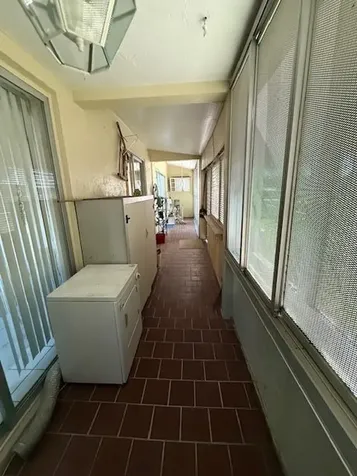 2528 Boundbrook Drive Palm Springs FL 33406