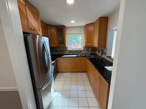 2528 Boundbrook Drive Palm Springs FL 33406