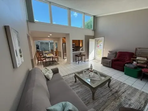 2528 Boundbrook Drive Palm Springs FL 33406