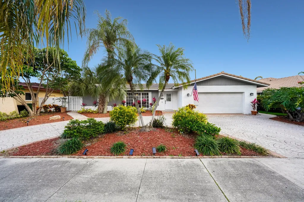 2102 Ne 68th Street Fort Lauderdale FL 33308