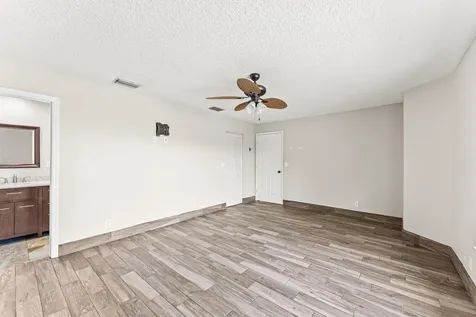 13587 76th Road The Acreage FL 33412
