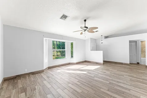 13587 76th Road The Acreage FL 33412