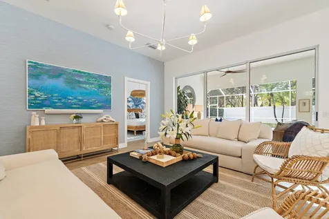 231 E Tall Oaks Circle Palm Beach Gardens FL 33410