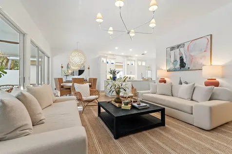231 E Tall Oaks Circle Palm Beach Gardens FL 33410