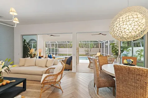 231 E Tall Oaks Circle Palm Beach Gardens FL 33410