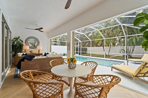 231 E Tall Oaks Circle Palm Beach Gardens FL 33410