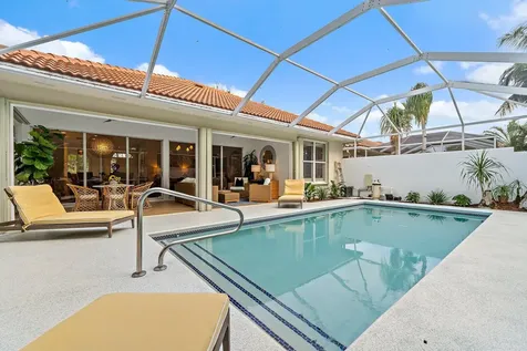 231 E Tall Oaks Circle Palm Beach Gardens FL 33410