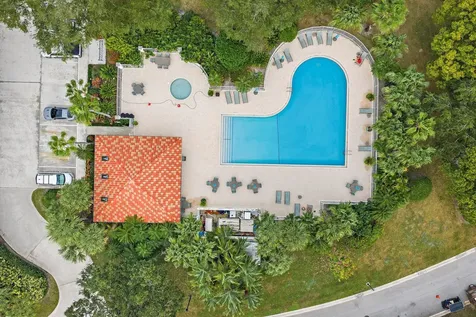 231 E Tall Oaks Circle Palm Beach Gardens FL 33410