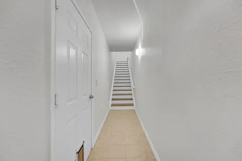 162 Sw Peacock Boulevard Port Saint Lucie FL 34986