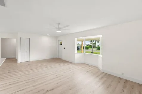 2433 Palm Road West Palm Beach FL 33406