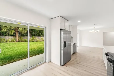 2433 Palm Road West Palm Beach FL 33406