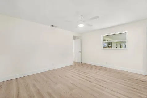 2433 Palm Road West Palm Beach FL 33406