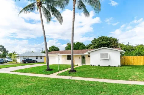 2433 Palm Road West Palm Beach FL 33406