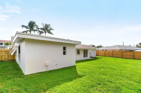 2433 Palm Road West Palm Beach FL 33406