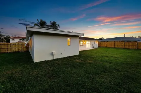 2433 Palm Road West Palm Beach FL 33406