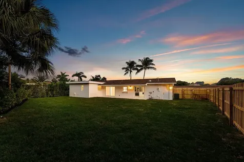 2433 Palm Road West Palm Beach FL 33406