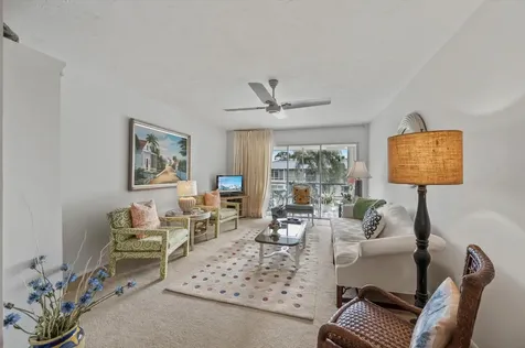 2929 Se Ocean Boulevard Stuart FL 34996