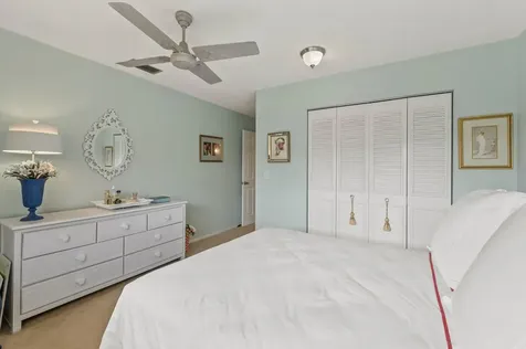 2929 Se Ocean Boulevard Stuart FL 34996