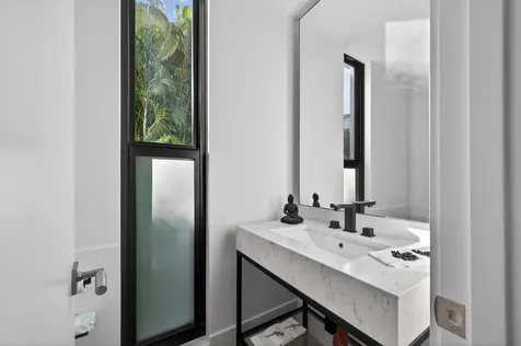 423 Chilean Avenue Palm Beach FL 33480