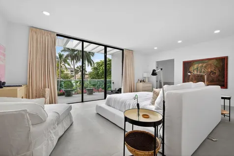 423 Chilean Avenue Palm Beach FL 33480