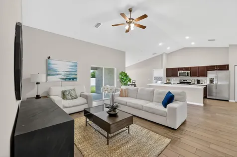 1965 Sw Bayshore Boulevard Port Saint Lucie FL 34984