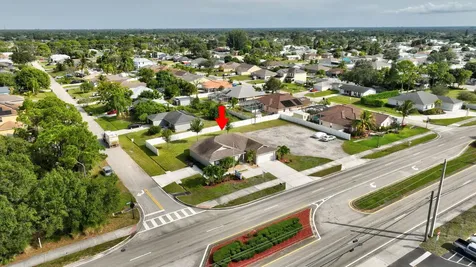1965 Sw Bayshore Boulevard Port Saint Lucie FL 34984