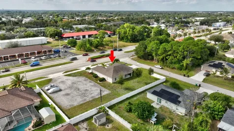 1965 Sw Bayshore Boulevard Port Saint Lucie FL 34984