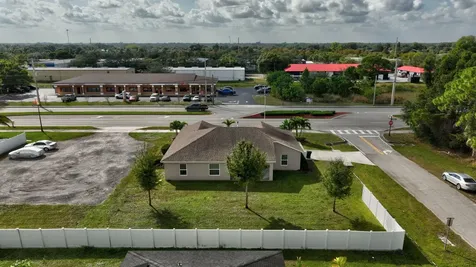 1965 Sw Bayshore Boulevard Port Saint Lucie FL 34984