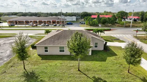 1965 Sw Bayshore Boulevard Port Saint Lucie FL 34984
