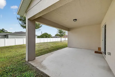 1965 Sw Bayshore Boulevard Port Saint Lucie FL 34984