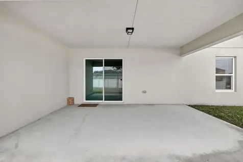1965 Sw Bayshore Boulevard Port Saint Lucie FL 34984