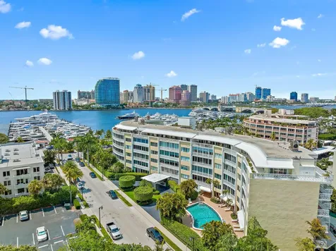 389 S Lake Drive Palm Beach FL 33480