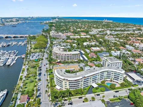389 S Lake Drive Palm Beach FL 33480