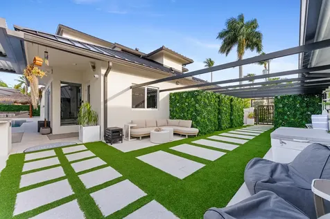 941 Iris Drive Delray Beach FL 33483