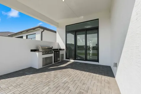 12508 Sw Lunata Way Port Saint Lucie FL 34987
