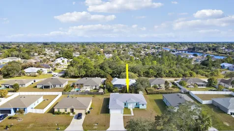 2361 Sw Chateau Terrace Port Saint Lucie FL 34953