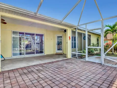 1357 Sw Hebner Avenue Port Saint Lucie FL 34953