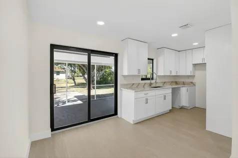 122 Sw 9th Avenue Delray Beach FL 33444
