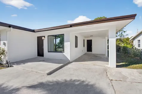 122 Sw 9th Avenue Delray Beach FL 33444