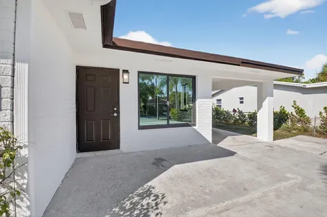 122 Sw 9th Avenue Delray Beach FL 33444