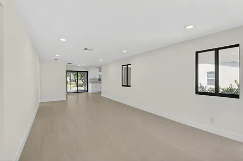 122 Sw 9th Avenue Delray Beach FL 33444