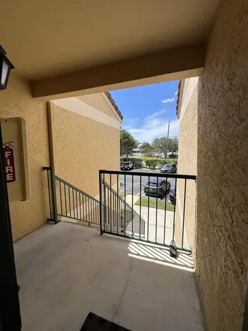 899 Riverside Drive Coral Springs FL 33071