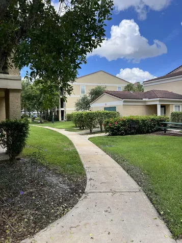 899 Riverside Drive Coral Springs FL 33071