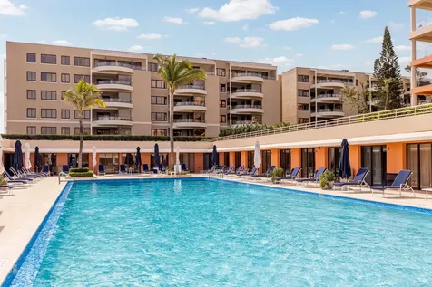 2 N Breakers Row Palm Beach FL 33480