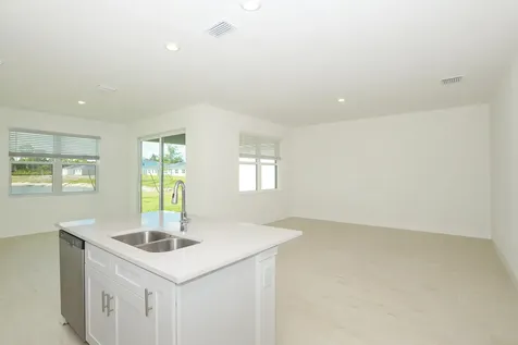 6312 NW Cloverdale Avenue Port Saint Lucie FL 34987